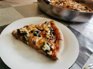 Pizza cu blat din făină de speltă