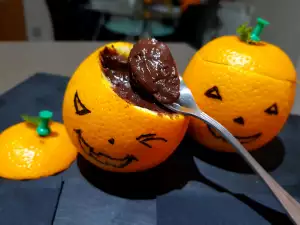 Cremă de Halloween cu portocale și ciocolată