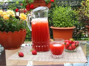 Sirop de căpșuni, de casă