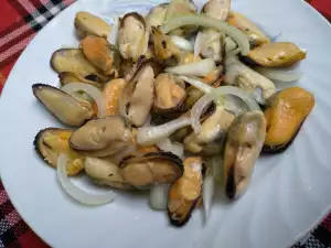Salată naturală de midii congelate