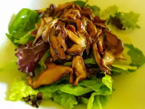 Salată de ciuperci Shiitake