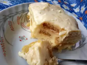 Prăjitură din pișcoturi, fără coacere