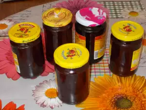Gem de prune clasic