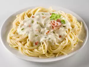 Clasicele spaghete Carbonara