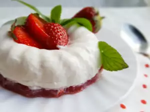 Panna cotta de căpșuni