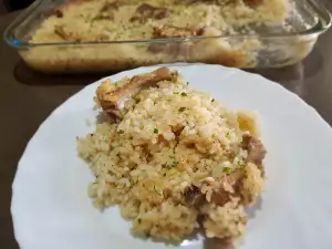 Coaste de porc cu orez gătite în stil clasic