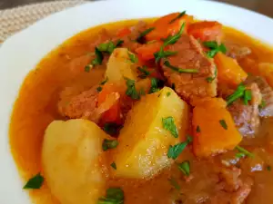 Carne de vită fiartă, cu dovleac