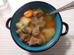 Supă de vițel cu legume
