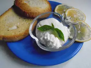 Cremă de brânză vegană