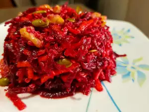 Salată de vitamine cu quinoa și sfeclă