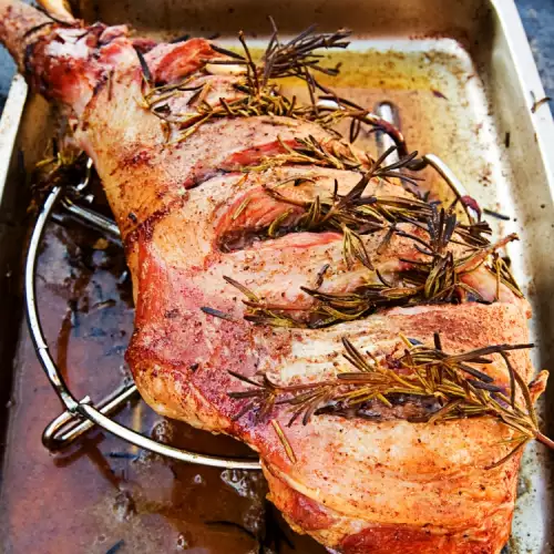Condimente potrivite pentru carne de miel