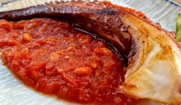 Caracatiță cu sos Arrabbiata pentru ocazii festive