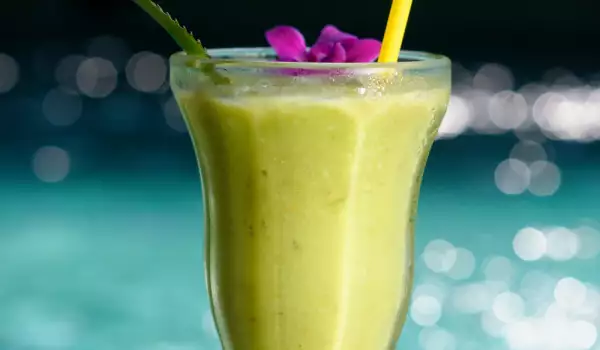 Idee de băutură cu avocado