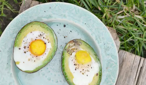 Idei de avocado umplut