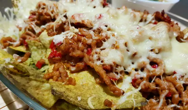 Nachos cu avocado