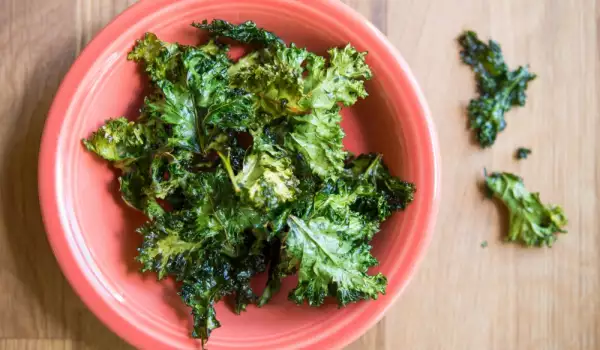 Chipsuri de kale