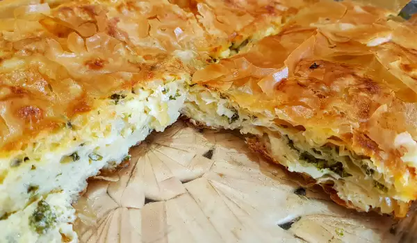 Plăcintă cu varză kale și brânză