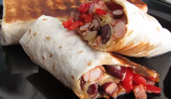Burrito Chimichanga cu carne de pui