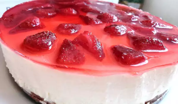 Cheesecake rapid cu căpșuni, gata în în 20 de minute
