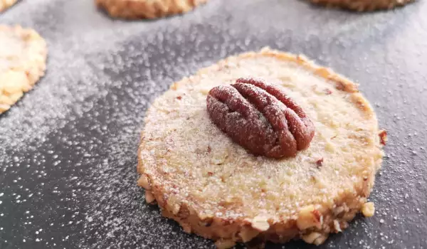 Prăjituri de Crăciun cu nuci Pecan
