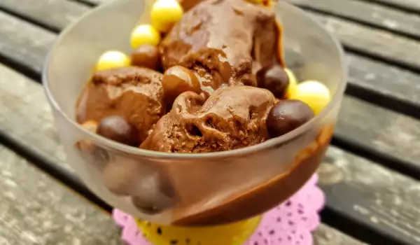 Înghețată de ciocolată de casă