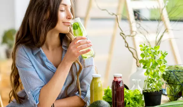 Smoothie-uri Detox pentru curățarea organismului