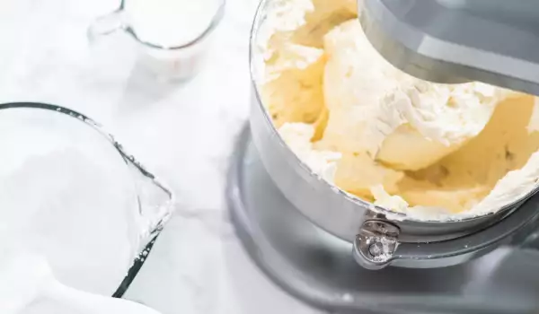 Prepararea frosting-ului - glazurii