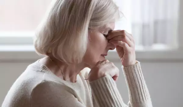 Susanul negru ameliorează simptomele menopauzei
