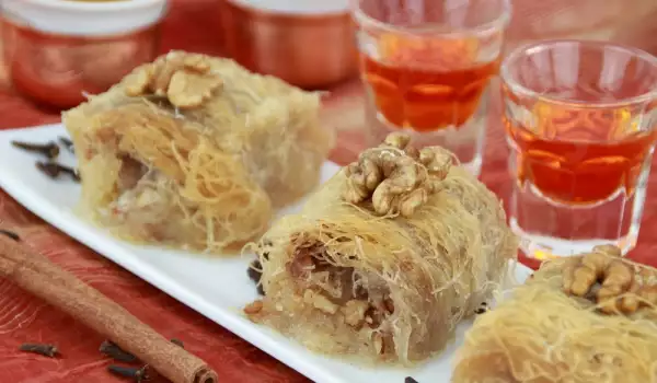 Baclava cu nuci