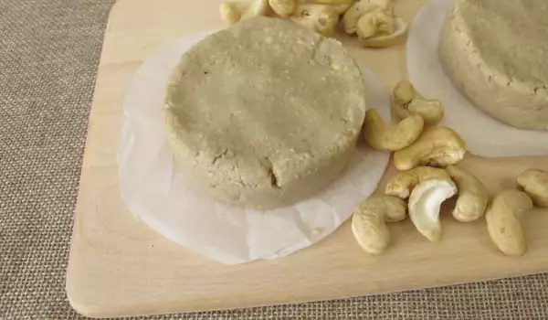 Brânză vegană de caju