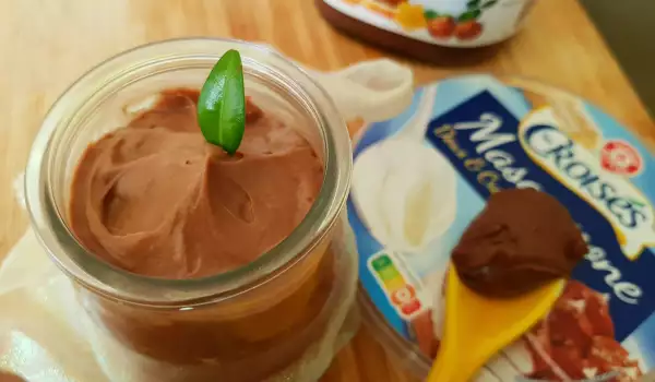 Desert crema cu mascarpone și Nutella