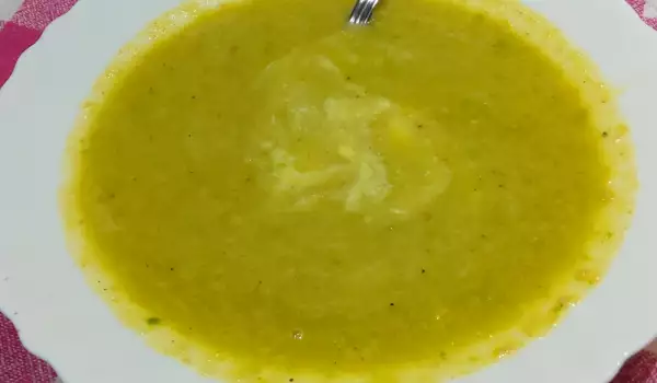 Supă cremă de varză kale
