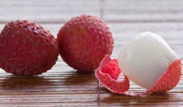Fructe de litchi