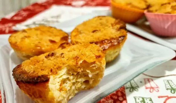 Brioșe Mac and Cheese