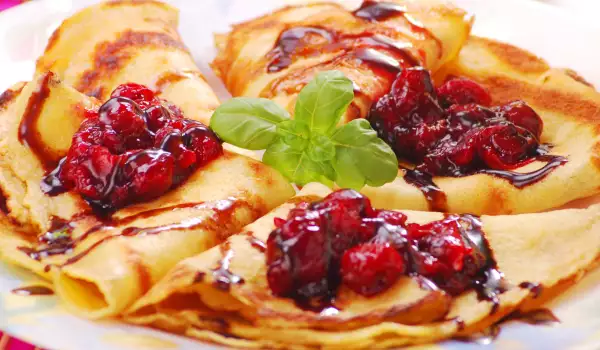 Clătite cu dulceață