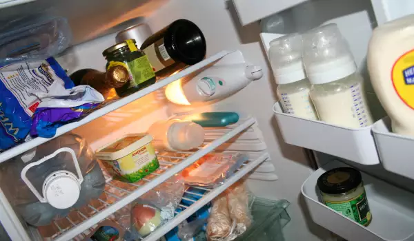 De ce frigiderul colectează apă?