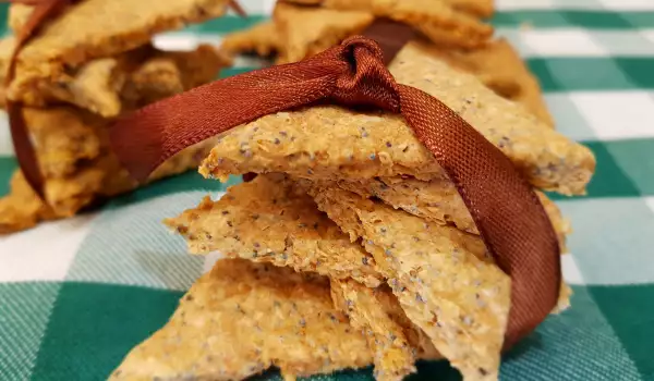Crackers din cereale integrale cu susan și semințe de in