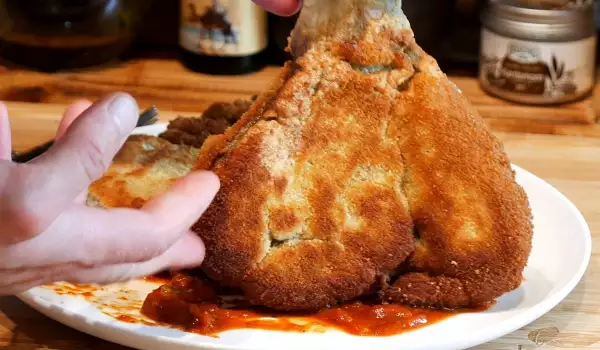 Vinete pane cu sos de roșii