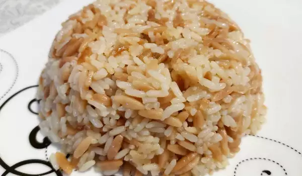 Pilaf cu orzo