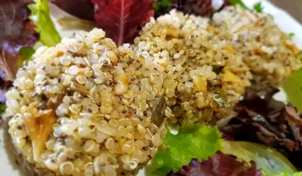 Salată energetică cu quinoa și chia
