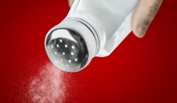 Câtă sare putem mâncă zilnic și cum să ajustam cantitatea consumată