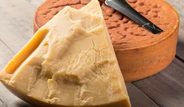 Brânză elvețiană Sbrinz