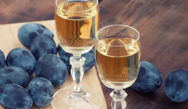 Slivovitsa este brandy de prune