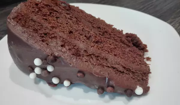 Tort de ciocolată cu maioneză