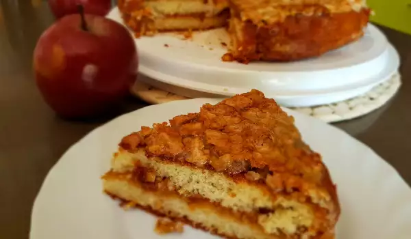 Prăjitură cu piure de mere