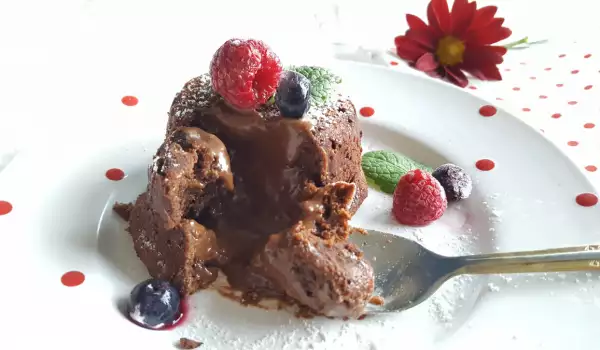 Lava cake cu ciocolată neagră