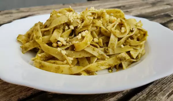 Tagliatelle cu Pesto Genovese