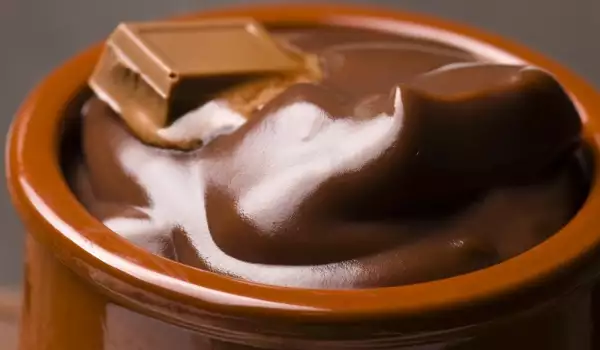 Cremă de ciocolată topită