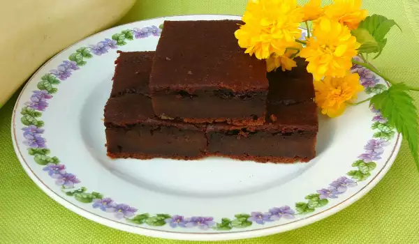 Brownie vegan cu cacao și dovlecei