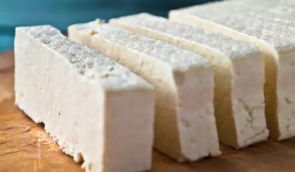 Tofu este un înlocuitor excelent pentru carne
